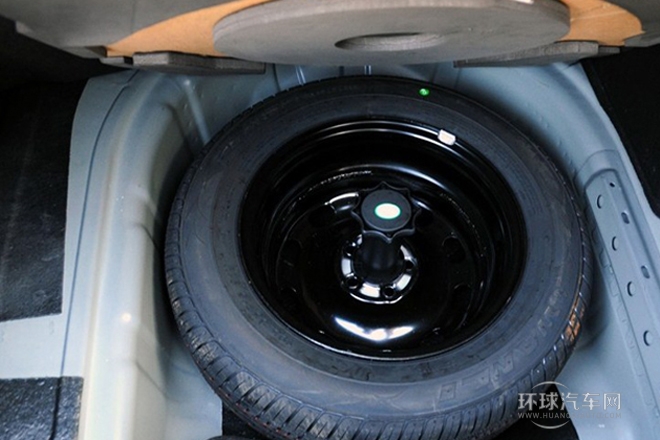 2011款 1.6L 自動舒適型