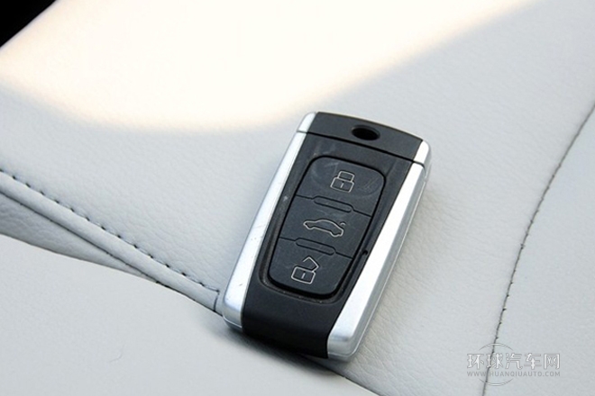 2012款 1.5T 手動(dòng)豪華型