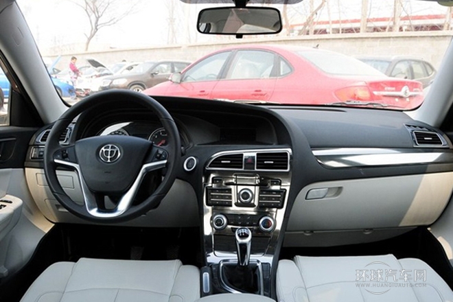 2012款 1.5T 手動豪華型