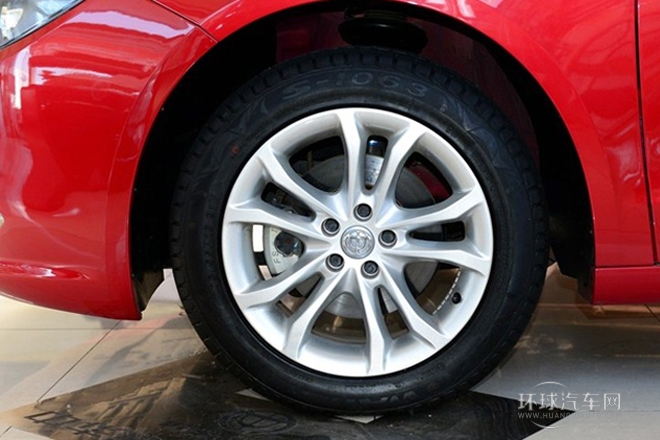 2012款 1.5T 手動舒適型