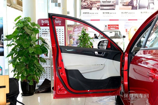 2012款 1.5T 手動舒適型