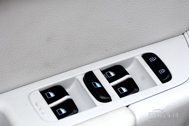 2012款 1.5T 自動(dòng)豪華型