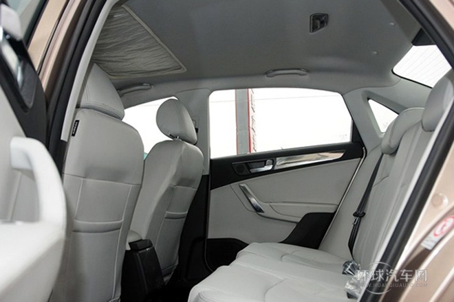 2012款 1.5T 自動豪華型