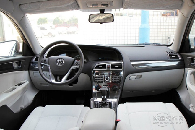 2012款 1.5T 自動精英型