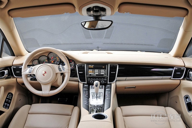 2014款 Panamera 4 3.0T