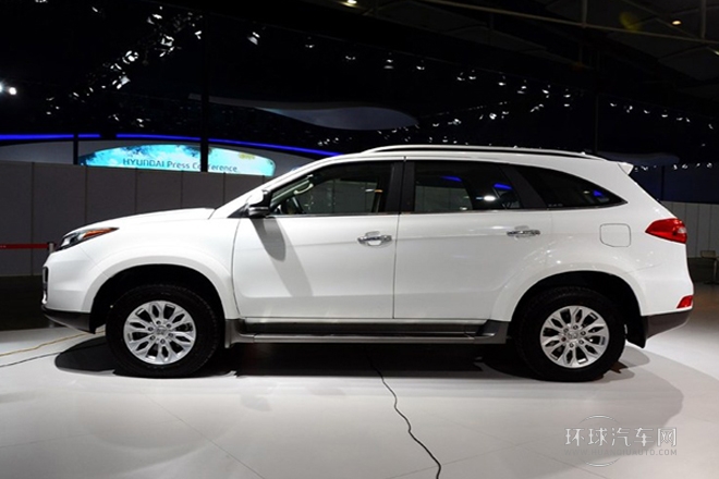 2013款 S350 2.0T 兩驅手動汽油超豪華版5座