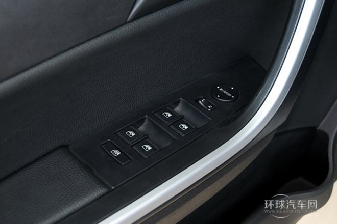 2013款 S350 2.4T 兩驅手動柴油豪華版5座