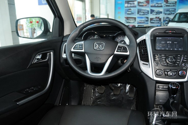 2013款 S350 2.4T 兩驅手動柴油豪華版5座