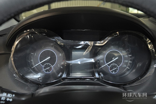 2013款 S350 2.4T 兩驅手動柴油豪華版7座