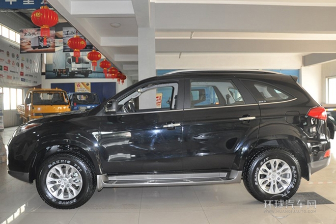 2013款 S350 2.4T 兩驅手動柴油豪華版7座