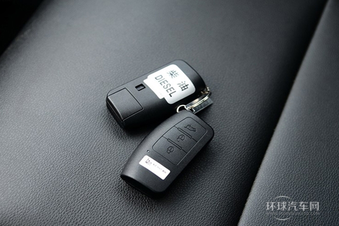 2013款 S350 2.4T 兩驅自動柴油超豪華版7座