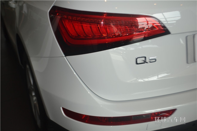 2013款 40 TFSI 舒適型