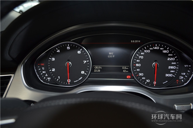 2013款 A8L 45 TFSI quattro豪華型