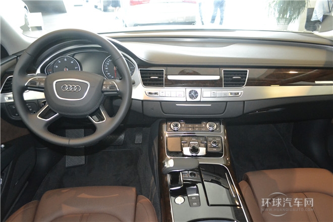 2013款 A8L 45 TFSI quattro豪華型