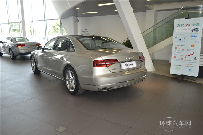 2013款 A8L 45 TFSI quattro豪華型