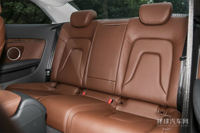 2013款 Coupe 50 TFSI quattro風(fēng)尚版