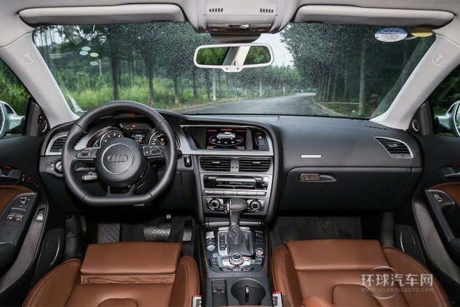 2013款 Coupe 50 TFSI quattro風(fēng)尚版