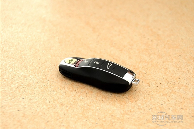 2013款 4.8L 標(biāo)準(zhǔn)型