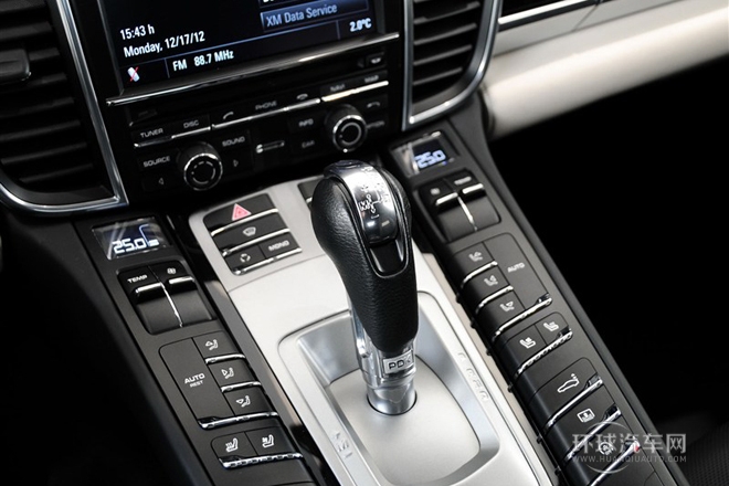 2013款 4.8L 標(biāo)準(zhǔn)型