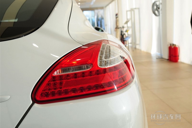 2013款 4.8L 標準型