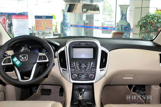 2013款 S350 2.4T 兩驅自動柴油豪華版5座