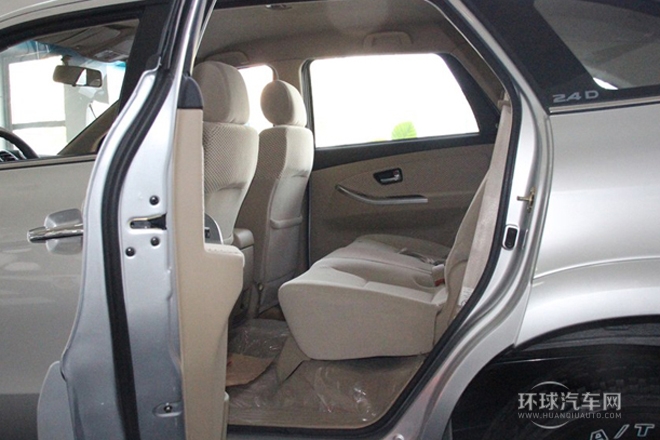 2013款 S350 2.4T 四驅(qū)特裝版