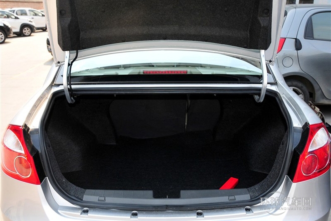 2012款 1.6L CVT豪華型