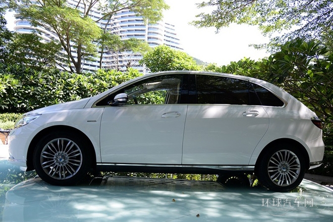 2014款 尊貴版