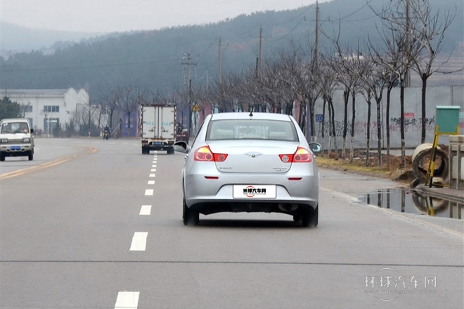 2012款 1.6L CVT舒適型