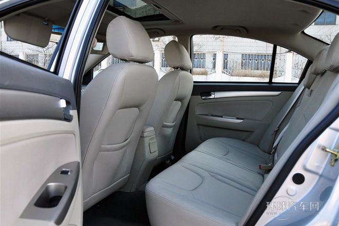 2012款 1.6L 手動豪華型