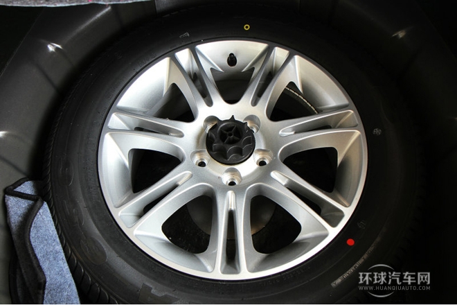 2012款 2.0L 手動豪華型DVVT