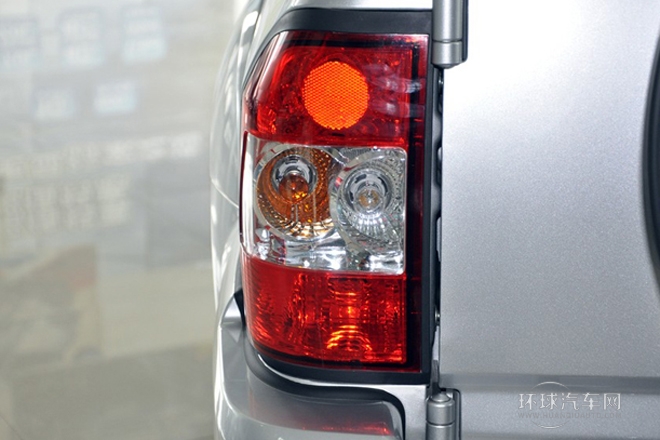 2009款 2.8T 兩驅(qū)5座LX