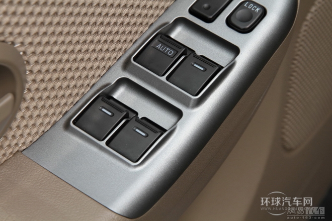 2009款 2.8T 四驅5座LX