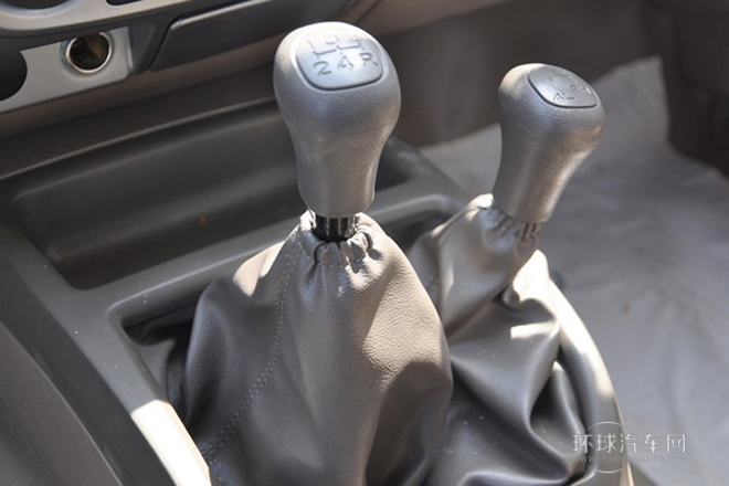 2013款 2.8T四驅舒適超值版