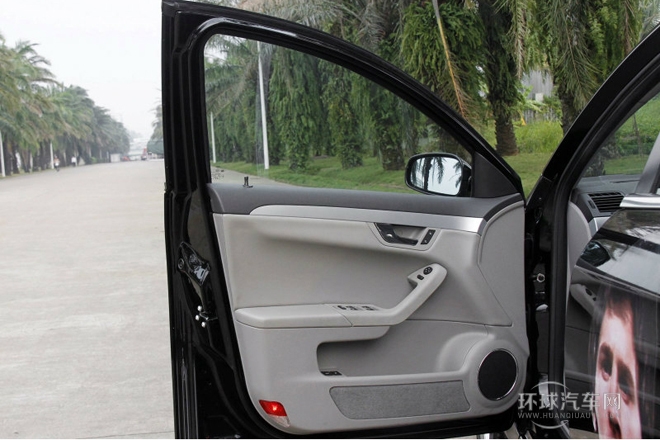 2012款 2.0T 自動尊享型