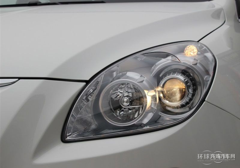 2014款 榮耀典藏版 2.2T 兩驅智慧型