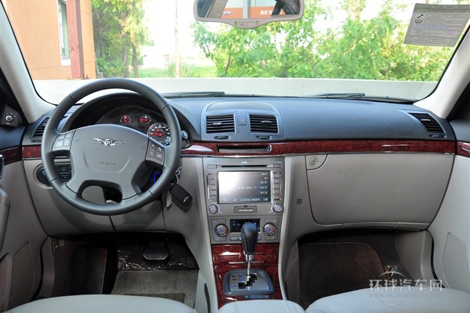 2011款 2.0T 自動豪華型