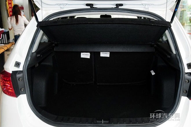 2012款 1.5T 手動兩驅運動型