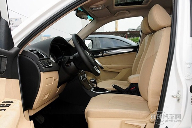 2012款 1.5T 自動(dòng)兩驅(qū)豪華型