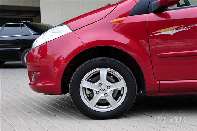 2011款 1.0L 手動(dòng)傳奇版