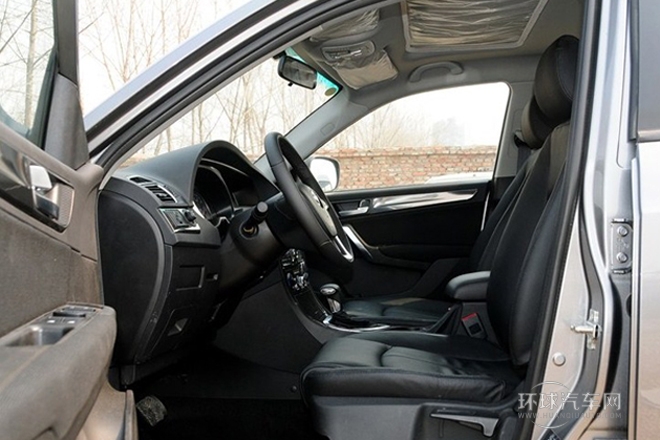 2012款 1.5T 自動兩驅運動型