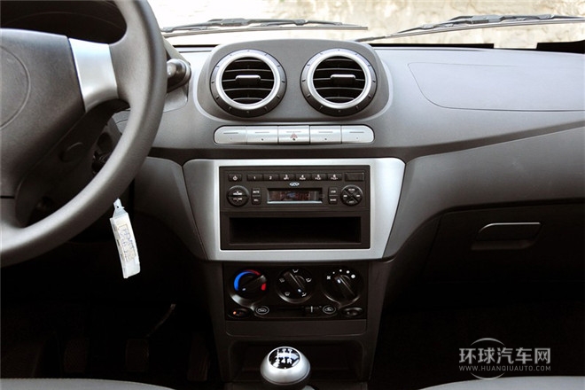 2011款 1.0L 手動傳奇版