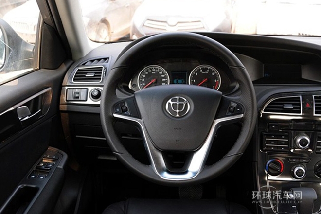 2012款 1.5T 自動兩驅運動型