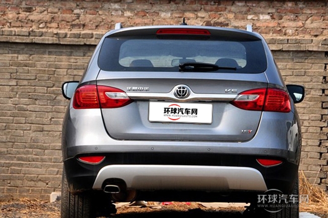 2012款 1.5T 自動兩驅運動型