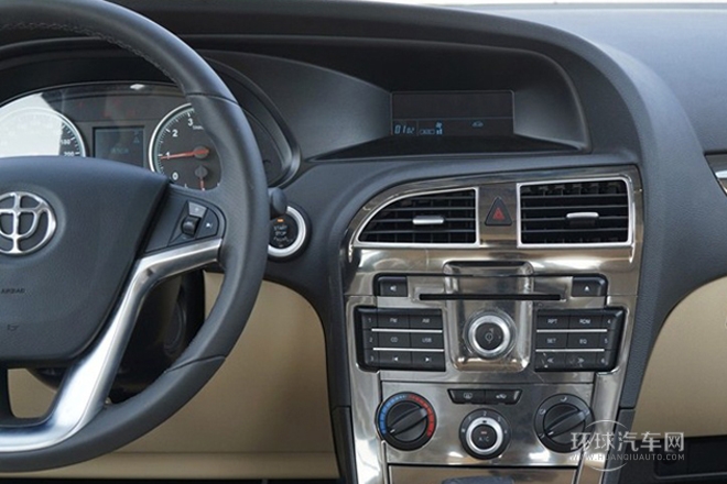 2012款 1.5T 自動四驅豪華型