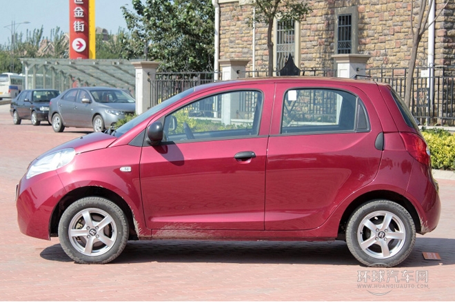 2011款 1.0L 手動智尊型