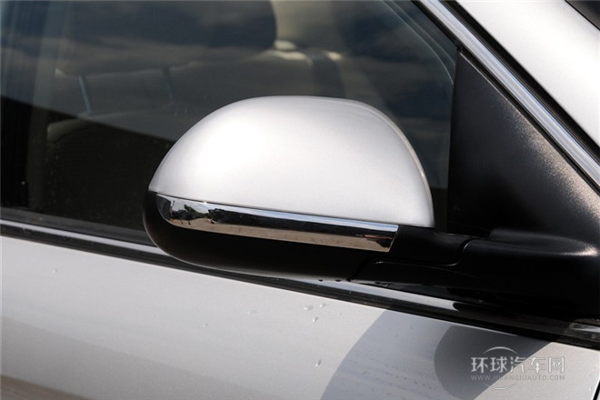 2012款 三廂 1.6L CVT進(jìn)取型