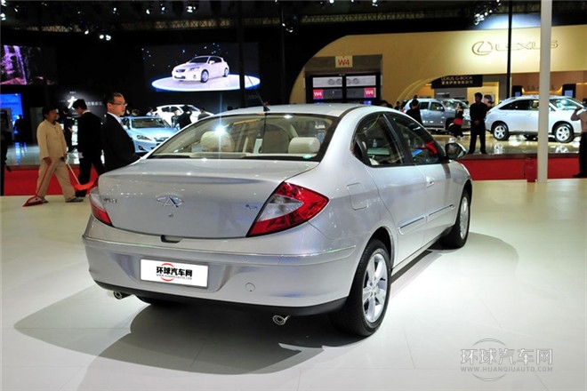 2012款 三廂 1.6L CVT尊貴型