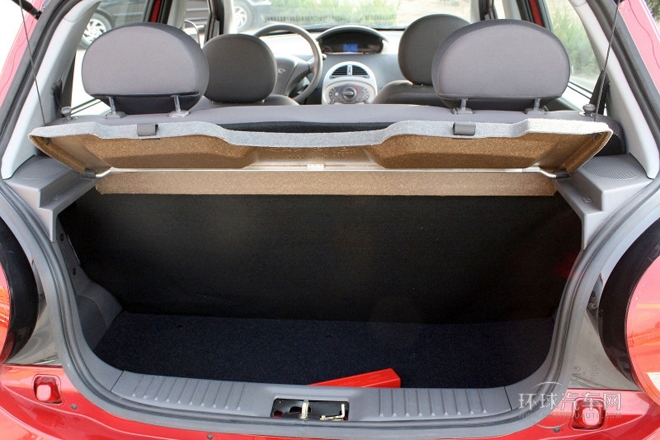 2011款 1.3L 自動豪華型