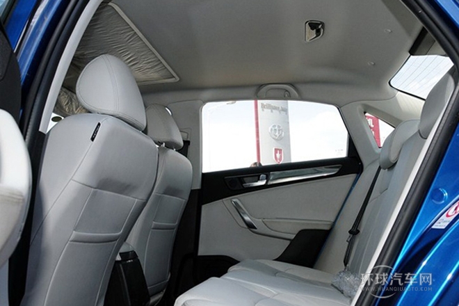 2011款 1.6L 手動豪華型